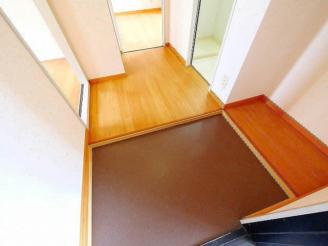 コーポＮＫの玄関|ゆったりとした玄関です