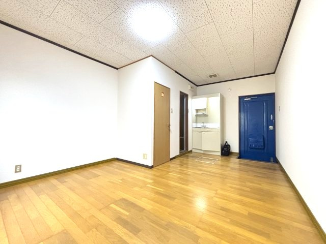 サンライズマンションの寝室