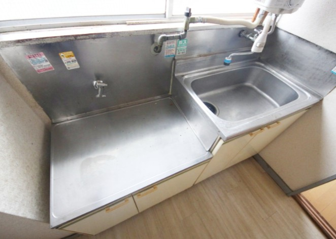 横浜市神奈川区松本町２丁目の賃貸マンションのキッチン