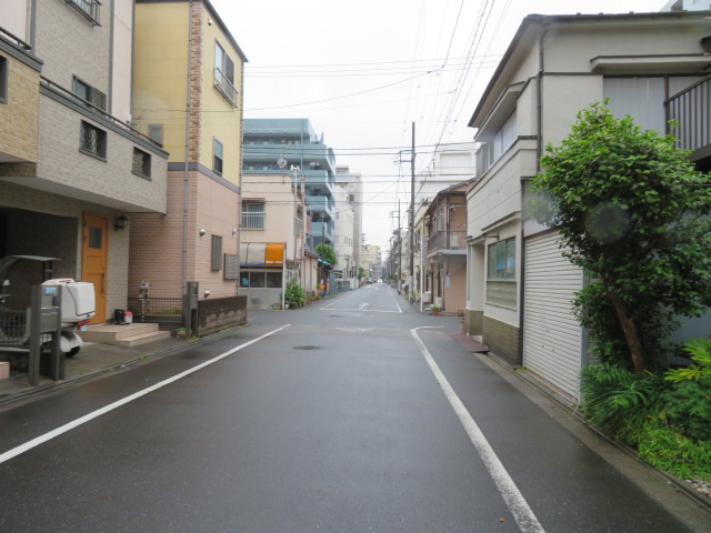 荒川区東日暮里１丁目のビル