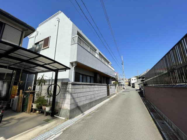 和歌山市作事丁・中古戸建・54783の前面道路含む現地写真