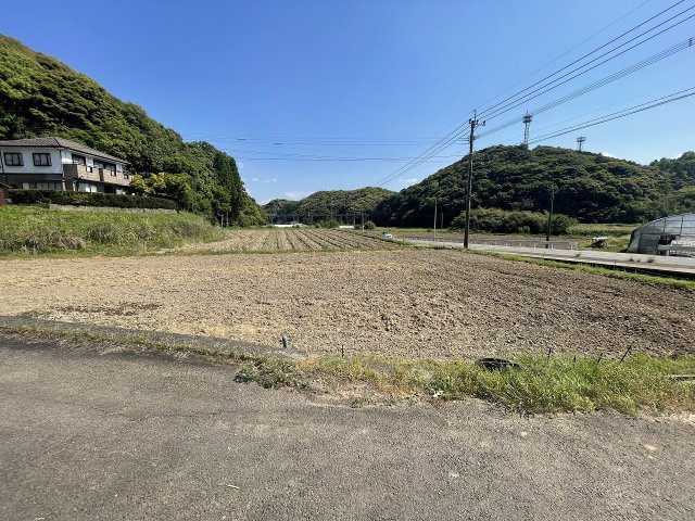 横手町古家付き土地の外観