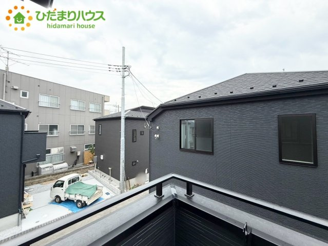 上尾市平方3期　新築戸建　グラファーレ05のバルコニー