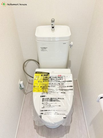 上尾市平方3期　新築戸建　グラファーレ05のトイレ