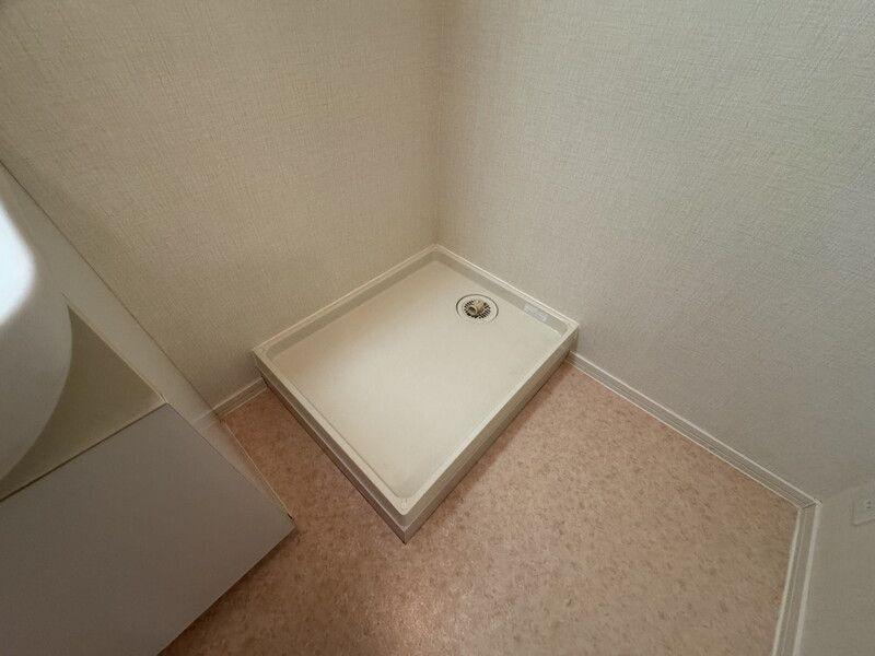 イーストコート