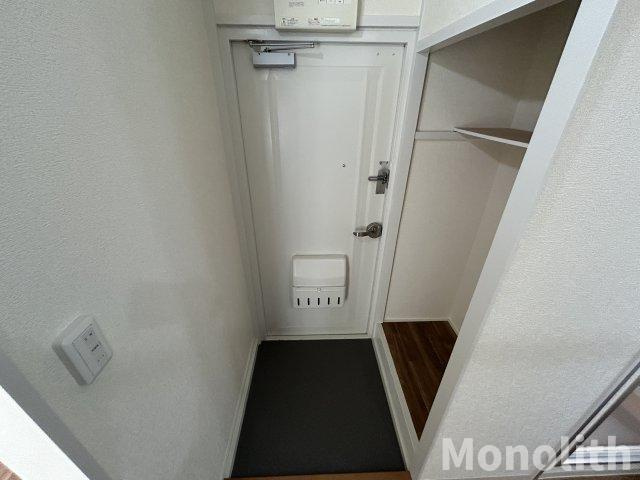 津久野南２号棟の玄関