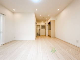 【寝室】 | マンション方南町二葉 | 洋室　10.5帖　※現地に家具の配置はございません
