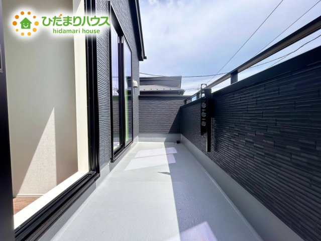 上尾市平方3期　新築戸建　グラファーレ06のバルコニー