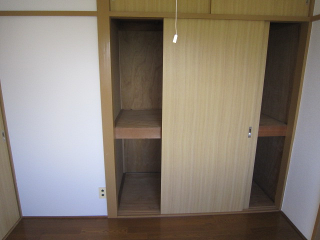 岡本ハイツの収納|写真は別部屋のものです