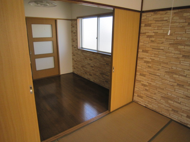 岡本ハイツの内装|写真は別部屋のものです
