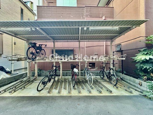 リヴシティ日暮里の駐輪場|【自転車置き場】最新の空き状況や費用などの詳細は担当スタッフまでお問い合わせください。