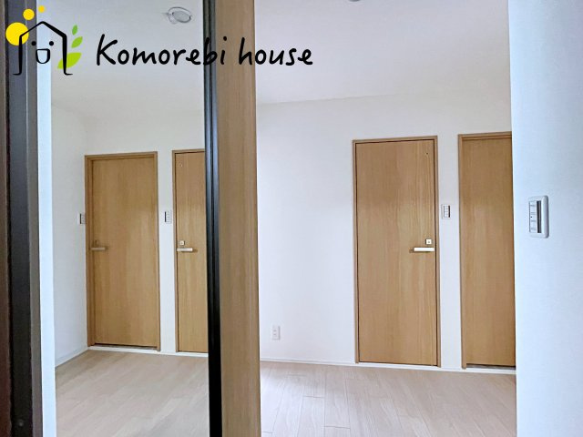 ライオンズマンション大宮吉野原の玄関|収納もある玄関です