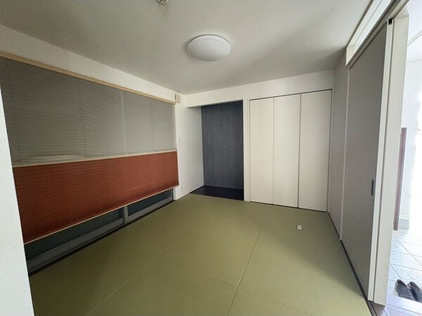大府市共和戸建ての和室