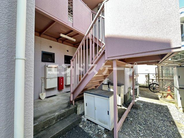 セジュール石田のエントランス|高崎、前橋のお部屋探しはエンドスケープまで！お客様の理想お聞かせ下さい♪