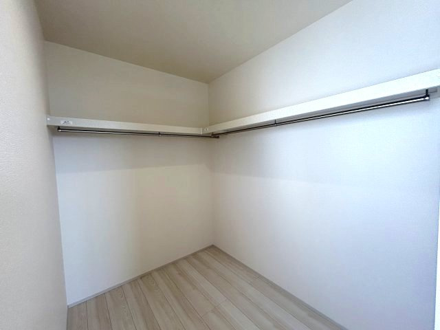 リーブルガーデンS第12富士見町時沢　４号棟の収納|2階洋室➀収納　ウォークインクローゼット1です