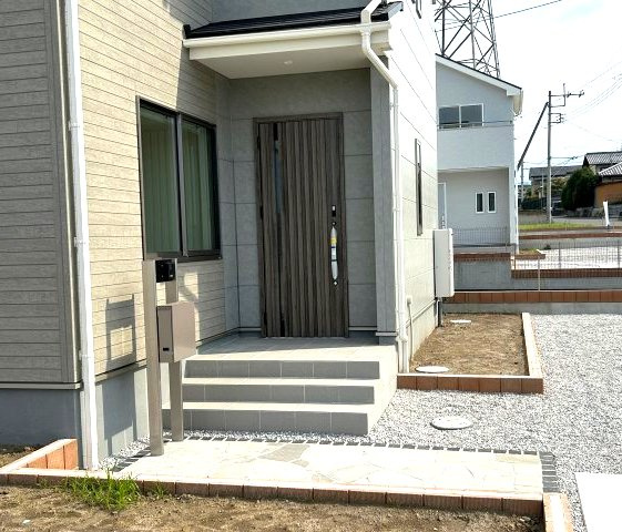 リーブルガーデンS第12富士見町時沢　４号棟の玄関|毎日通る玄関はこちらです