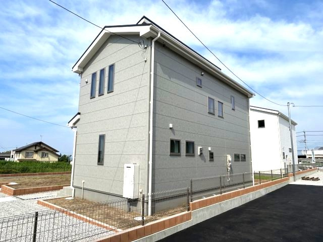 リーブルガーデンS第12富士見町時沢　４号棟の外観