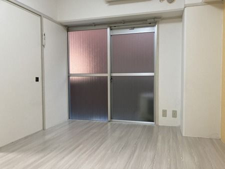 青風ハイツの居間・リビング