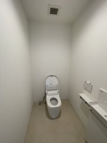 和歌山市鷹匠町6丁目・中古戸建・54786のトイレ