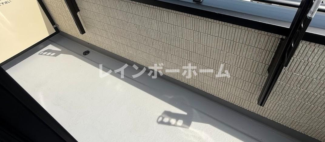 仲介手数料50％☆設備充実の1LDK☆ペット相談可能☆のバルコニー|同施工。参考写真。