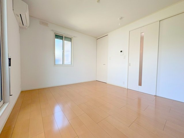 ピペリア中山の内装|おしゃれな内装です