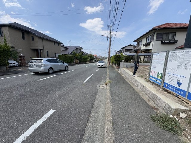 【その他】 | 福岡市東区香椎台3丁目　1号棟（全1棟）【仲介手数料無料・0円】 | 現地写真。前面道路です。