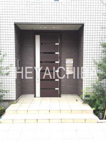 ラシーネ菊川のエントランス