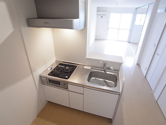 神戸市長田区名倉町５丁目のアパートのキッチン|システムキッチン（ガス２口）