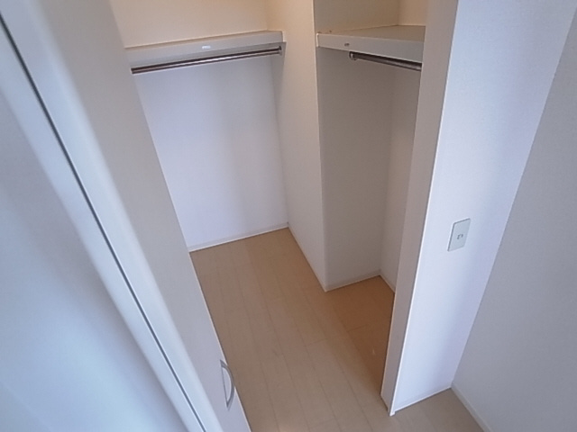 神戸市長田区名倉町５丁目のアパートの収納|ウォークインクローゼット