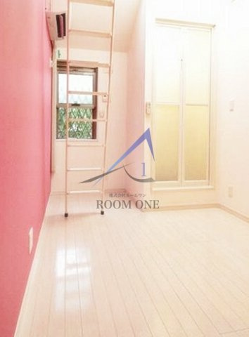 サークルハウス上板橋の居間・リビング|洋室のお部屋です。