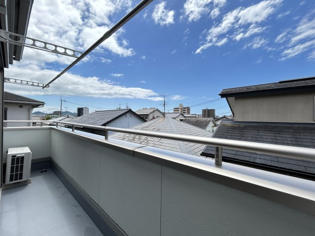 「外装キレイ」高知市北金田　中古一戸建てのバルコニー|南向きで日当たりの良いバルコニー☆