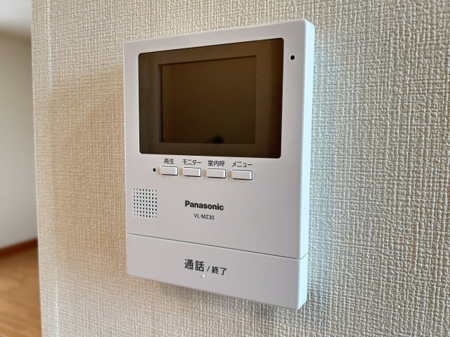 「外装キレイ」高知市北金田　中古一戸建ての防犯設備|モニター付きインターホン