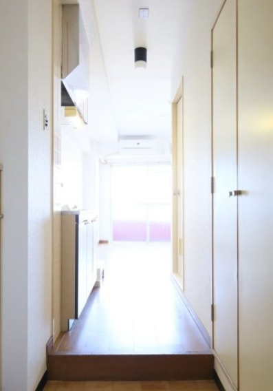 第３２宮廷マンションの玄関