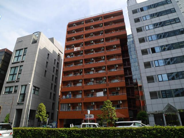 第３２宮廷マンションの外観
