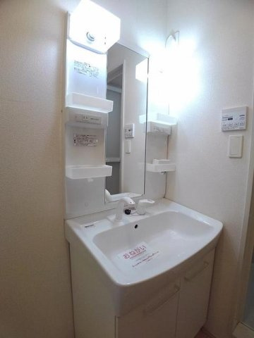 ベルローズＢの洗面所
