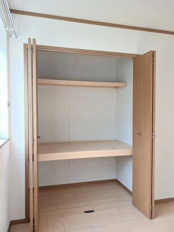 メゾンリーブルＢの収納