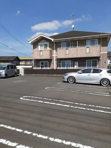 レジデンス手城の駐車場