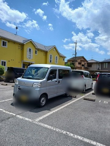 ヴィラグランブルー　Ｂの駐車場