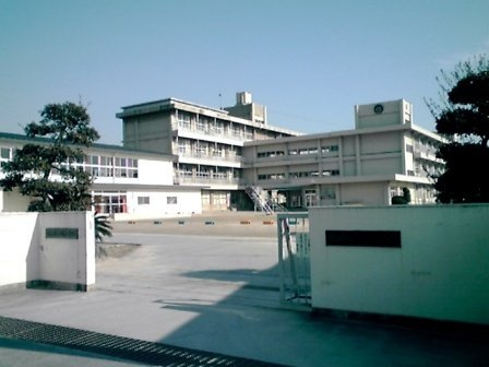 ピュアストリーム　Ａの周辺|曙小学校まで1700m
