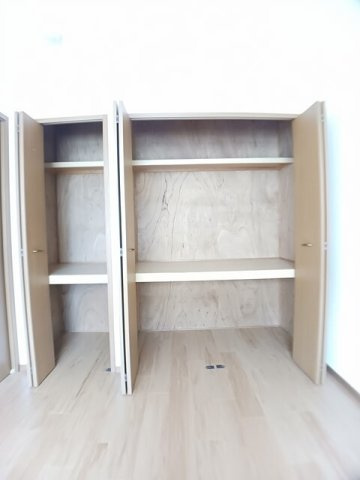アヴェニュー高島の収納