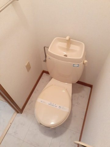 ニューシティハピネスＢのトイレ