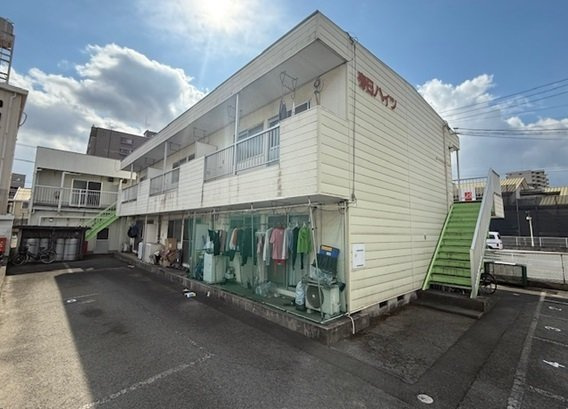 春日ハイツの外観