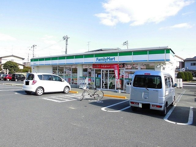 メゾン・ド・ファミールの周辺|ファミリーマート福山坪生店まで730m
