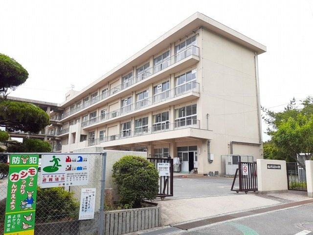 アンビエンテの周辺|長浜小学校まで1400m
