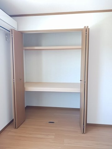 サンロード福山Ｂの収納