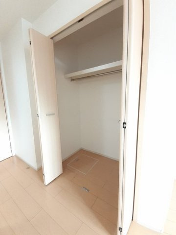 ヴァンヴェールＡの収納