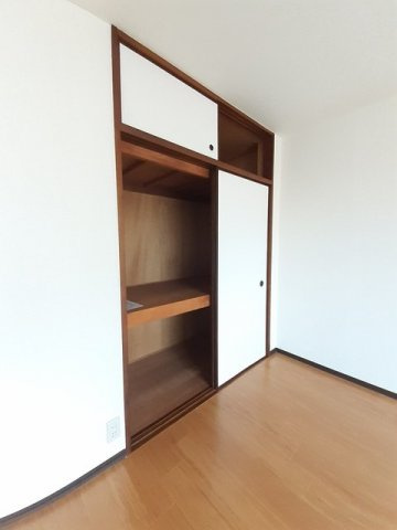 シティハイツ山田Ａの収納
