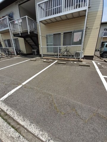 シティハイツ山田Ａの駐車場