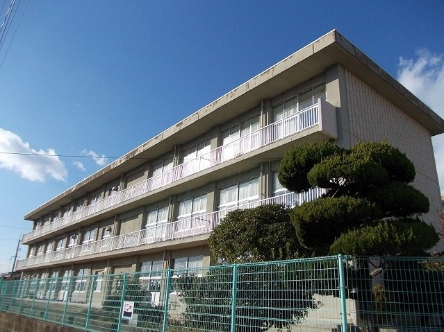 シャン．ド．フルールの周辺|駅家西小学校まで850m