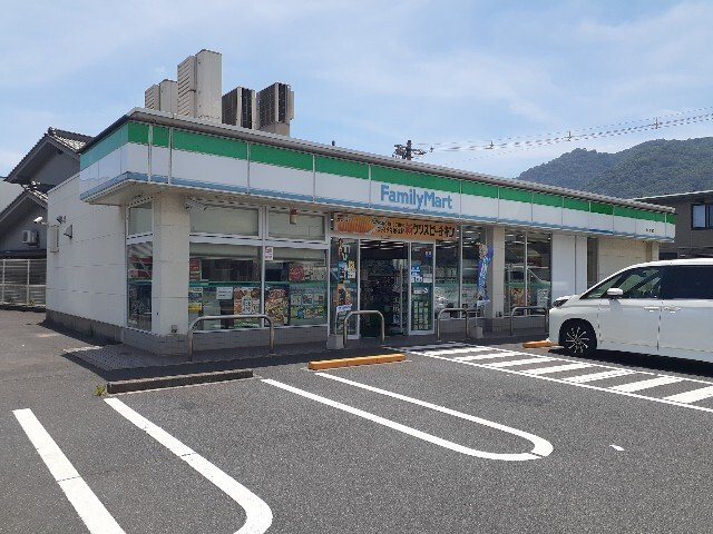クレストール来山Ｂの周辺|ファミリーマート福山水呑店まで900m